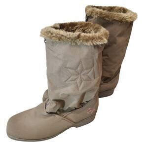 Women's Chromatics by Totes® Snowflake Boots Size 8